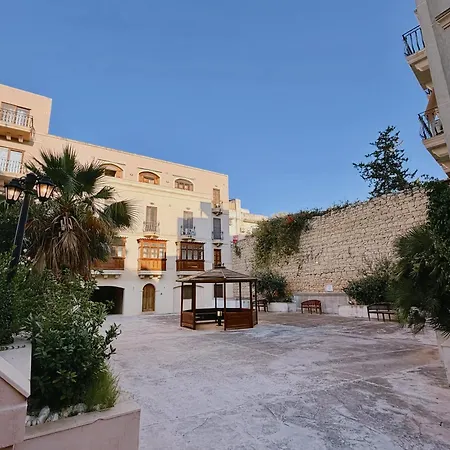 Beautiful Penthouse Outdoor Terrace Prime Location Saint Julian's