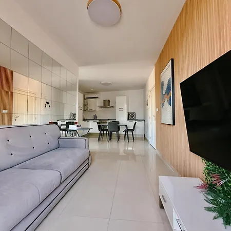 Beautiful Penthouse Outdoor Terrace Prime Location Saint Julian's